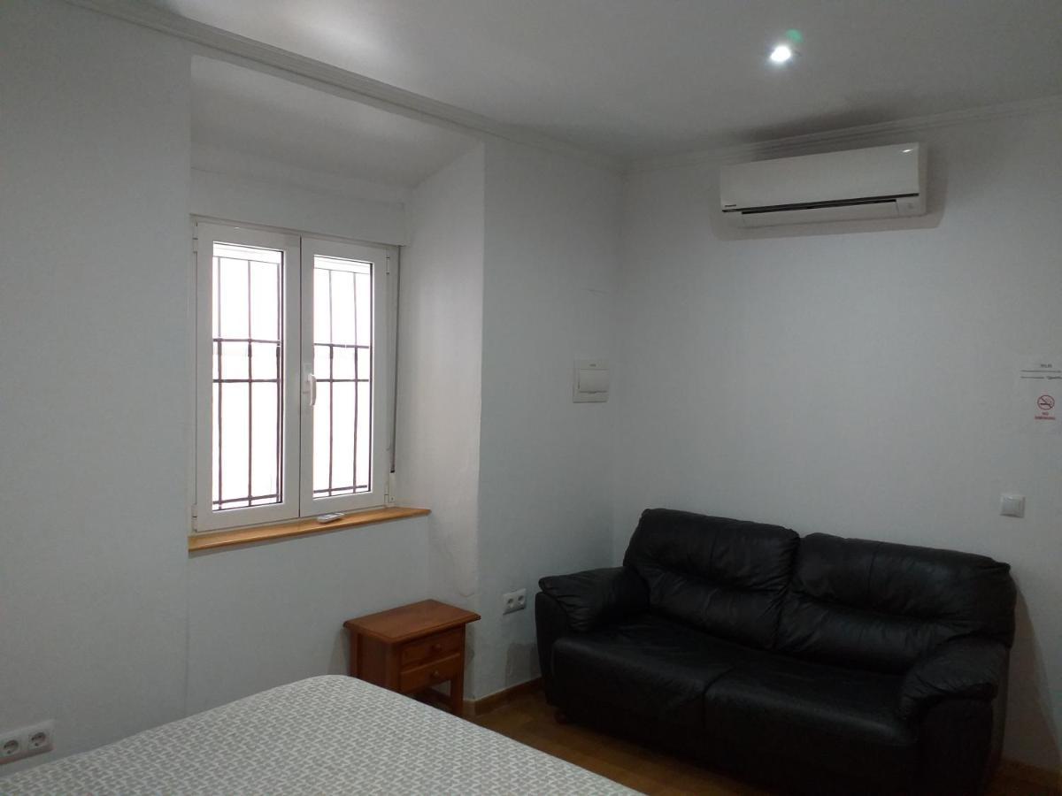 Nemo Studio Apartment Malaga Centre Exterior photo